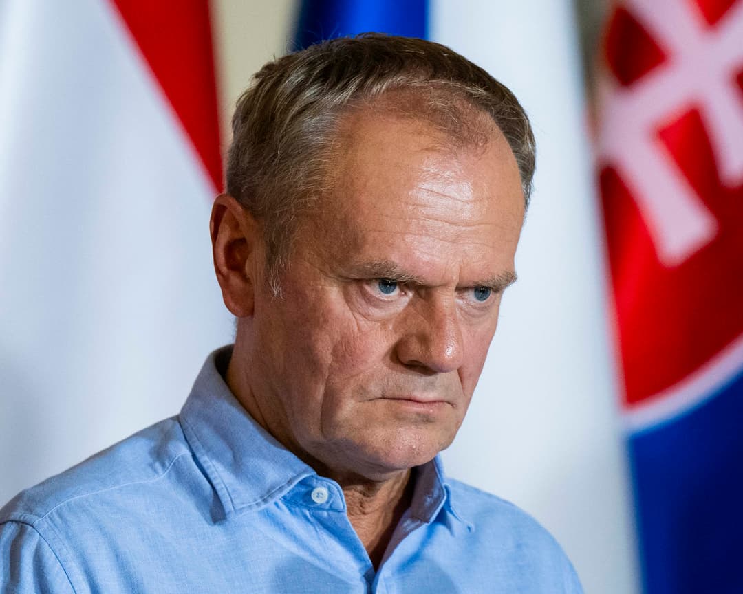 Na snímke poľský premiér Donald Tusk počas spoločnej tlačovej konferencie v poľskom Vroclave 19. septembra 2024. Foto: Jakub Kotian/TASR