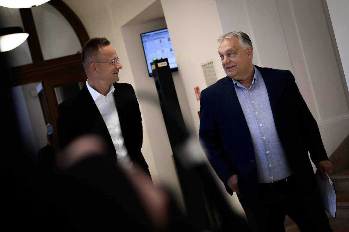 Péter Szijjártó a Viktor Orbán. Foto: Facebook/Szijjártó Péter