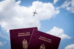 Maďarské doklady - ilustračný záber. Foto Gábor Gábor / Alamy / Profimedia