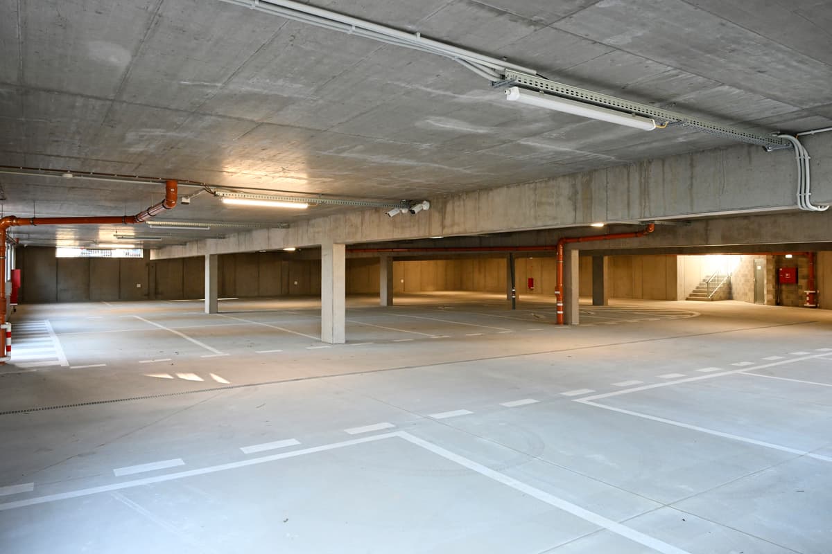 Nový parkovací dom v bratislavskej mestskej časti Karlova Ves. FOTO:TASR/Pavel Neubauer