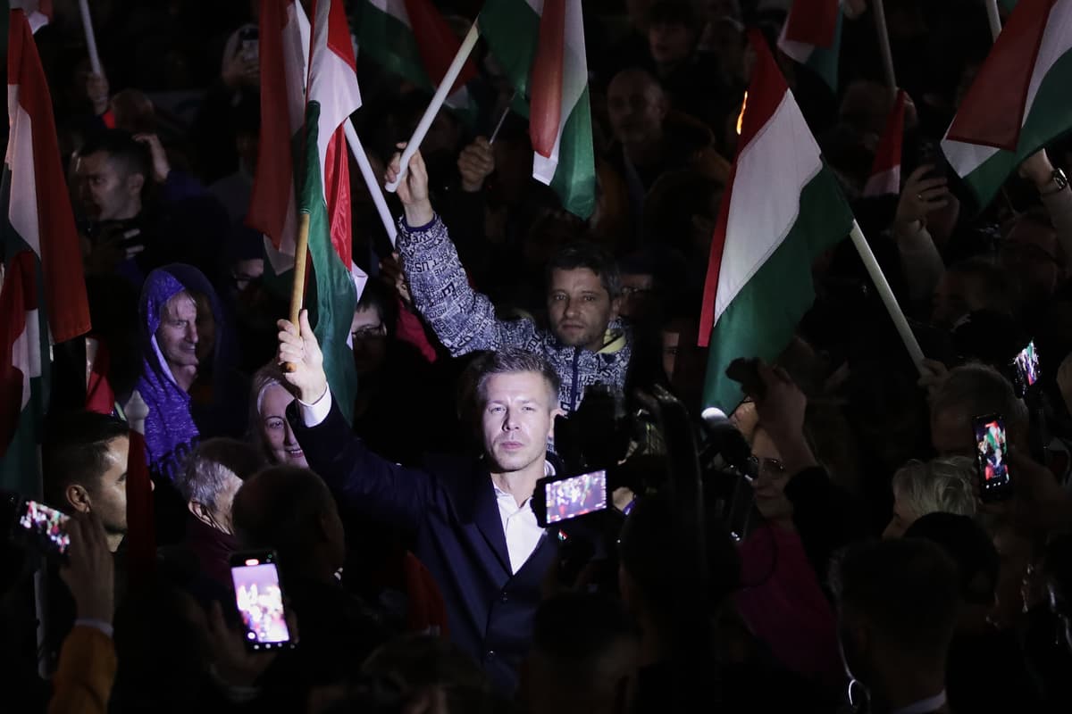 Predseda mimoparlamentnej strany TISZA a najsilnejší Orbánov kritik Péter Magyar. Foto: TASR/AP