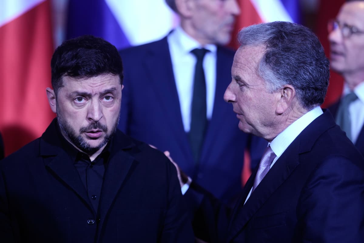 Volodymyr Zelenskyj a Steve Witkoff. Foto TASR/AP