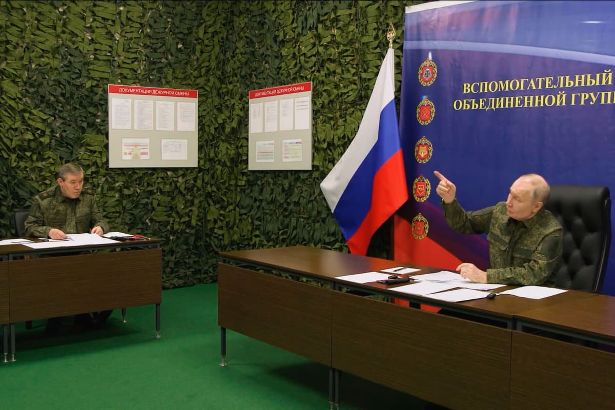 Valerij Gerasimov a Vladimir Putin. Foto: TASR/AP