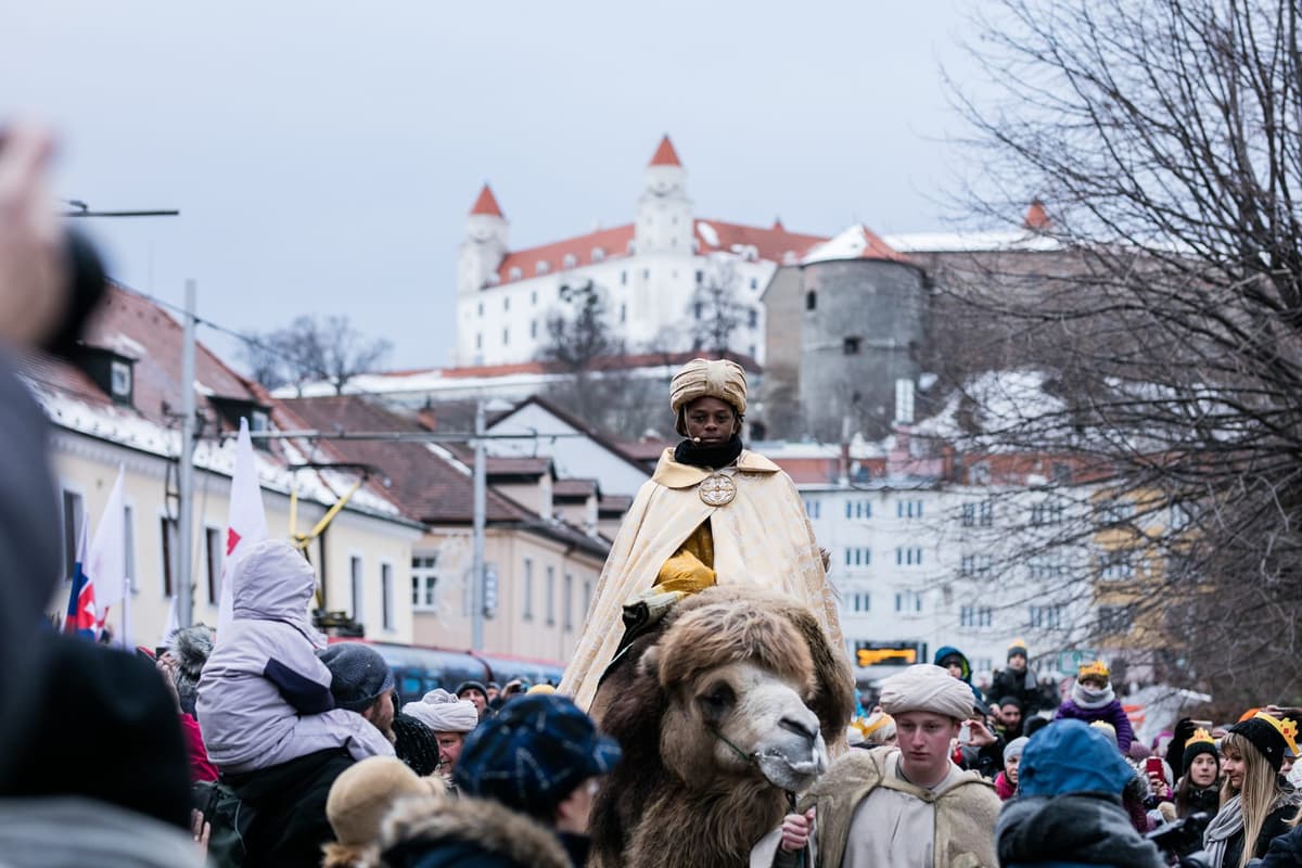 Trojkráľový sprievod ulicami Bratislavy. FOTO: FB Trojkráľový sprievod