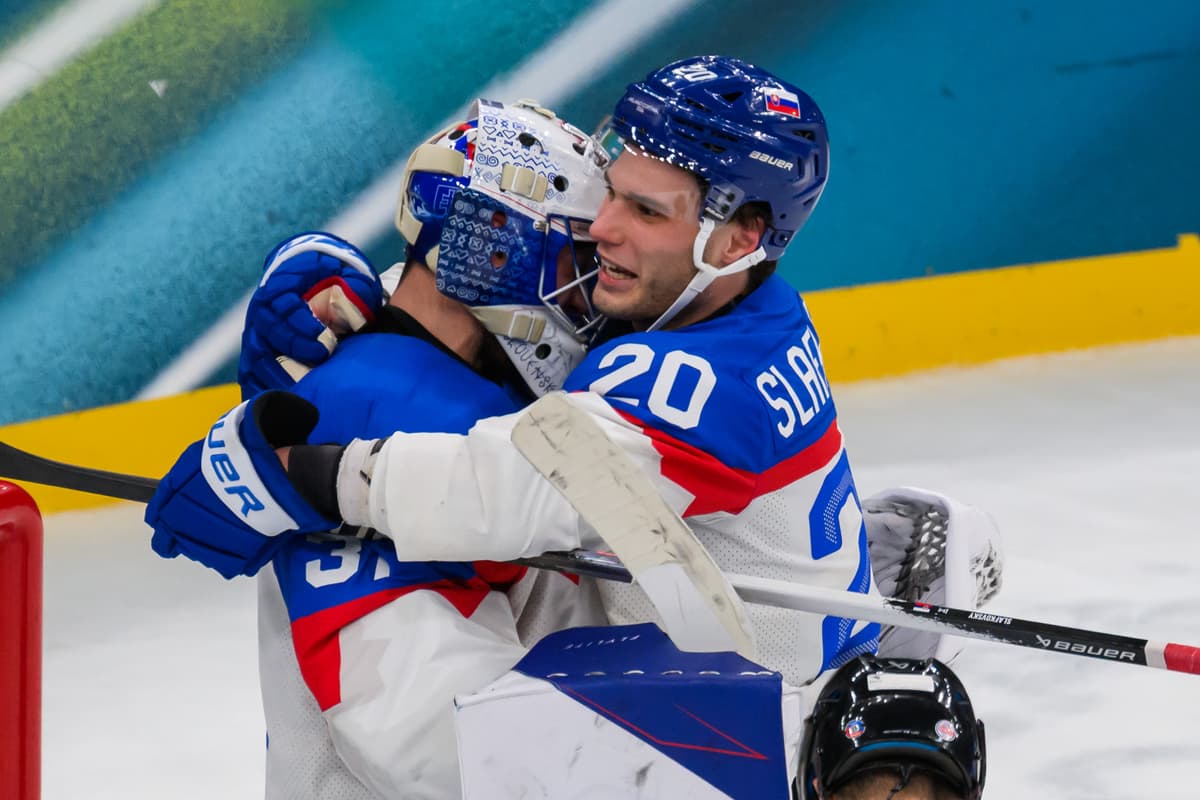Hokejisti Slovenska po prehre so Švédskom. Foto: TASR / Jaroslav Novák