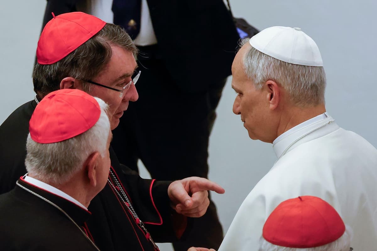 Kardinal Christophe Pierre a pápež Lev XIV. Foto: Riccardo De Luca - Update Images / Alamy / Profimedia