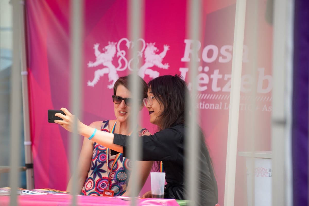 Stánok Rosa Lëtzebuerg na Pride Luxembourg v roku 2023. Foto Facebook.com/Rosa Lëtzebuerg