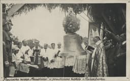Ján Vojtaššák a Andrej Hlinka pri posviacke zvona v Ružomberku. Foto: Wikimedia/slovakiana.sk
