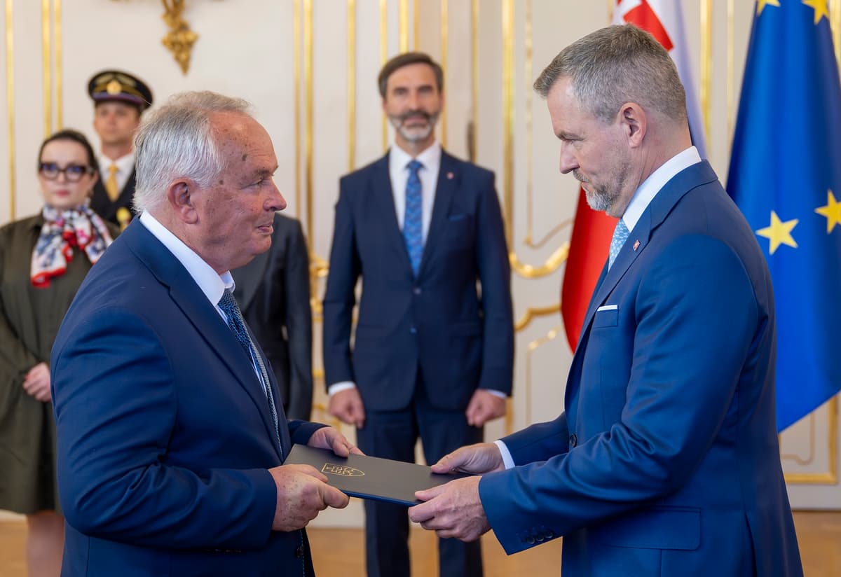 Miroslav Radačovský, Juraj Blanár a Peter Pellegrini. Foto Baumann/TASR