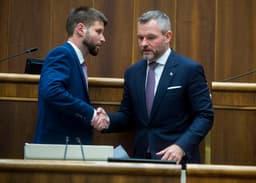 Peter Pellegrini a Michal Šimečka. Foto: TASR.